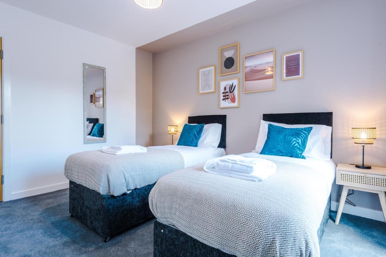Stunning 2 Bed Apt By Greenstay Serviced Accommodation - Located In Formby Village - Perfect For Short & Long Stays - Couples, Friends & Families & Business Travellers All Welcome - Dog Friendly - 7 Bagian luar foto